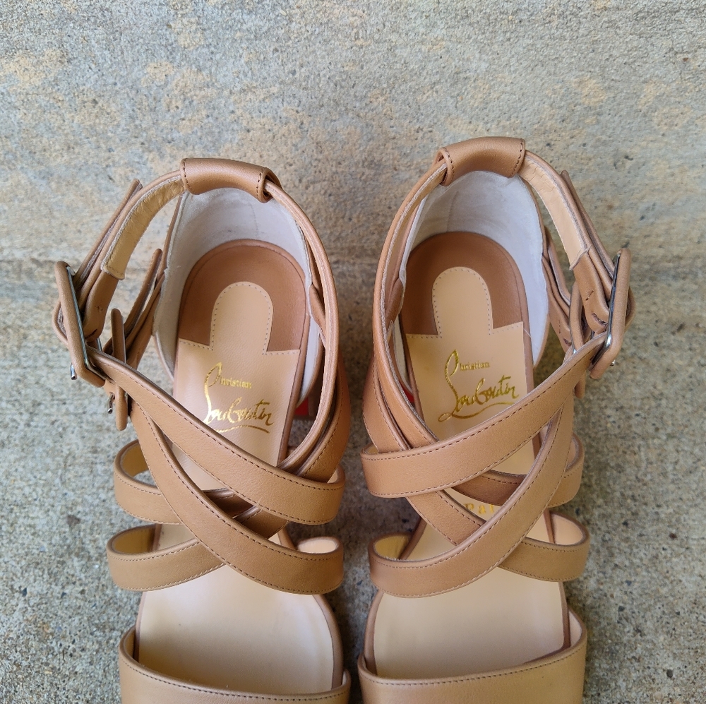 CHRISTIAN LOUBOUTIN Zefira Sandals - Picture 9 of 15
